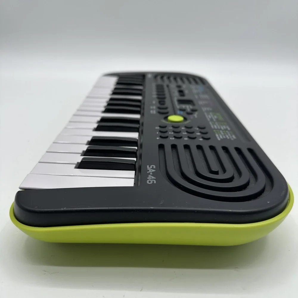 Casio SA-46 Portable 32-Key Electronic Keyboard Tested Works No Cord